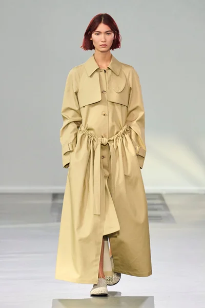 Look 20